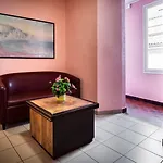Отель Dell'angelo Локарно