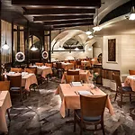 Dell'angelo Отель