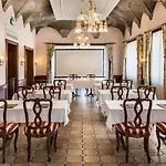 Dell'angelo Отель 3*