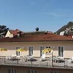 Dell'angelo Локарно