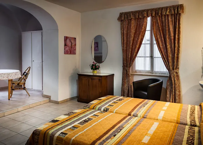 Dell'angelo Отель Локарно