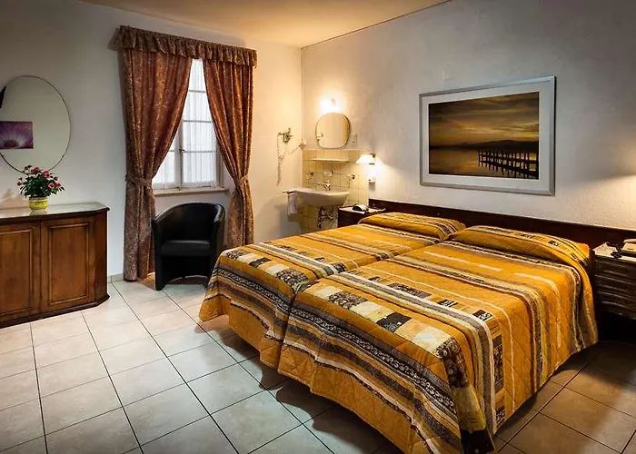 Dell'angelo 3* Локарно